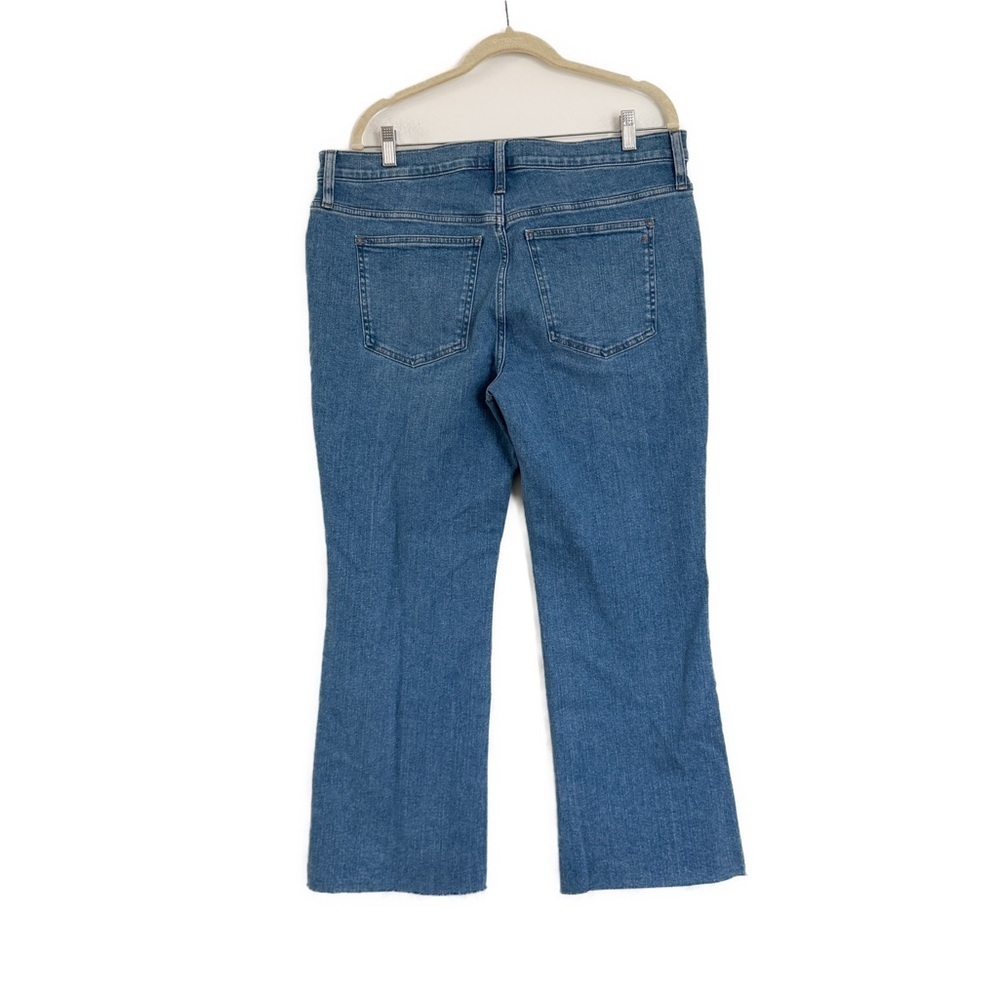 Madewell Kick Out Crop Jeans Mid Rise Raw Hem Cherryville Wash Size 32 NWT - Picture 5 of 6